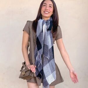 Black/White/Gray Knit Scarf